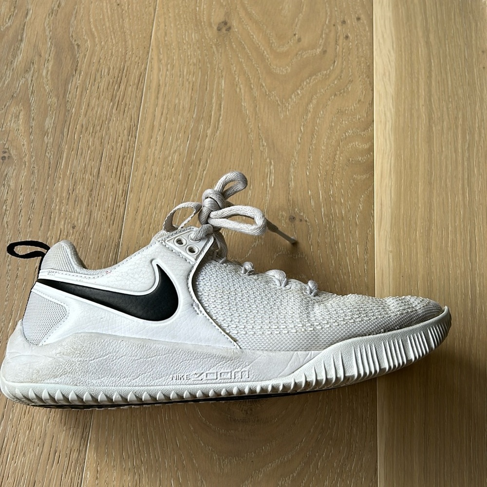 Nike zoom size 8